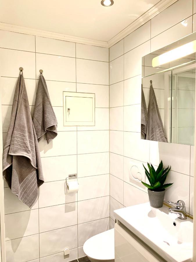 Fin Leilighet, Midt I Hjertet Av Kristiansund. Apartment Exterior foto